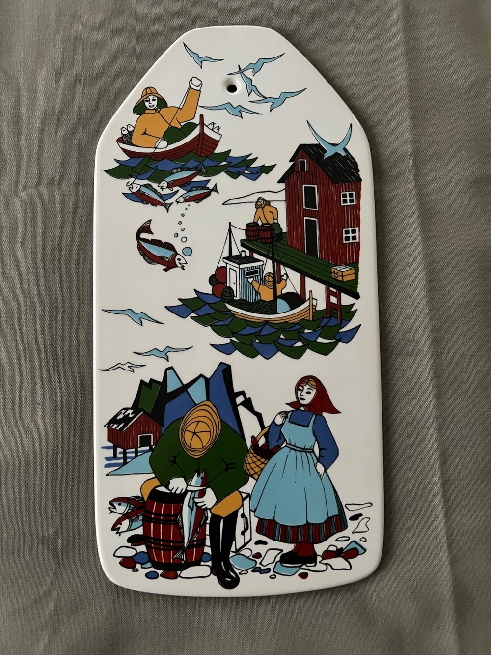 Figgjo Folklore Ostebrett 1635  Norway Cheese Cutting Board Torskefiske